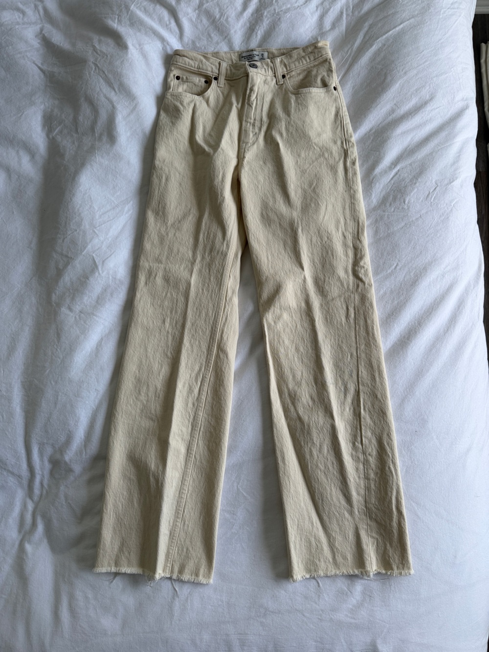 Abercrombie high rise 90's relaxed jean